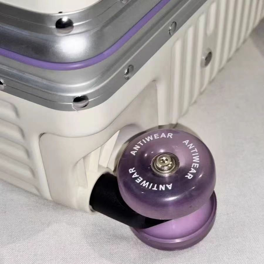Koffer Aluminium frame met kle - Aluminum Frame Carry On Luggage recensie en prijs